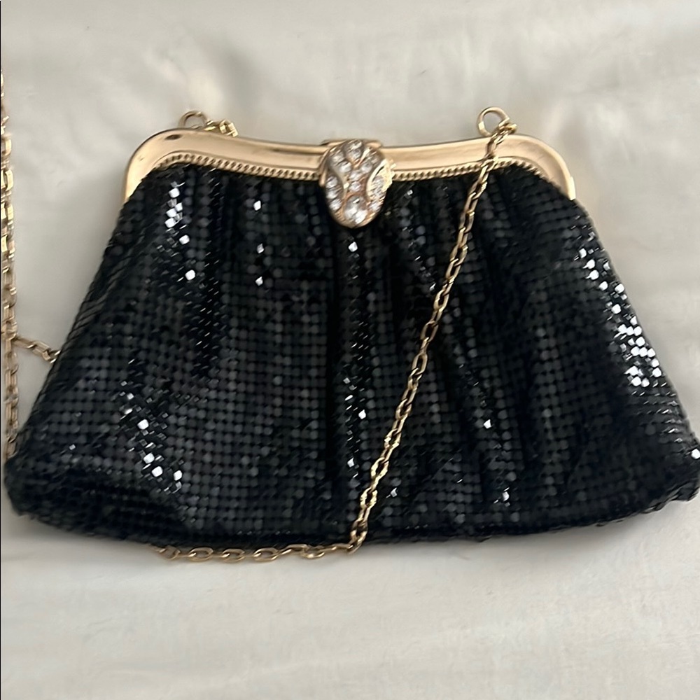 Vintage 1985 whiting and Davis Elegant Black Clutch